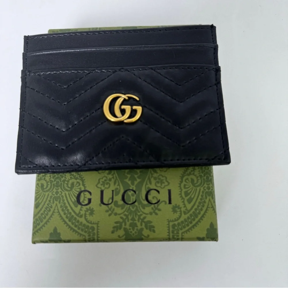 Gucci Quilted Black and Gold Card Holder